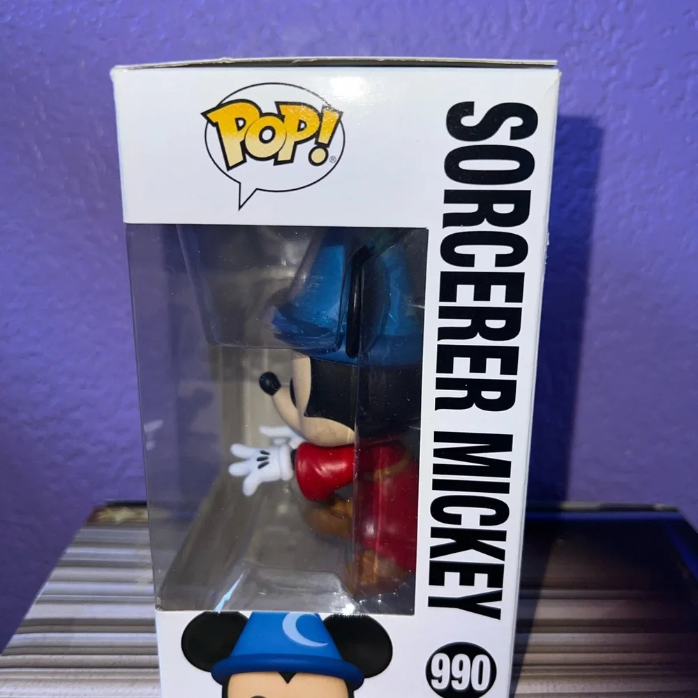 Funko Sorcerer Mickey with Blue Hat and Red Robe